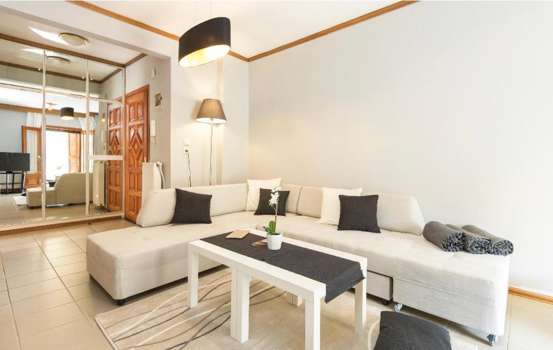 Center 7Min 95Sqm 2Bdr 2Ndfloor 2Ac Optical Fiber 2 Smarttv Marble Wc Moschitos Nets Netflix Thessaloniki