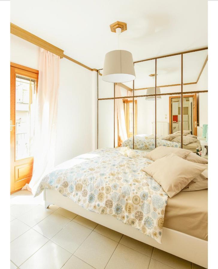 Center 7Min 95Sqm 2Bdr 2Ndfloor 2Ac Optical Fiber 2 Smarttv Marble Wc Moschitos Nets Netflix * Thessaloniki