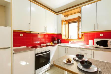Center 7Min 95Sqm 2Bdr 2Ndfloor 2Ac Optical Fiber 2 Smarttv Marble Wc Moschitos Nets Netflix Apartment Thessaloniki