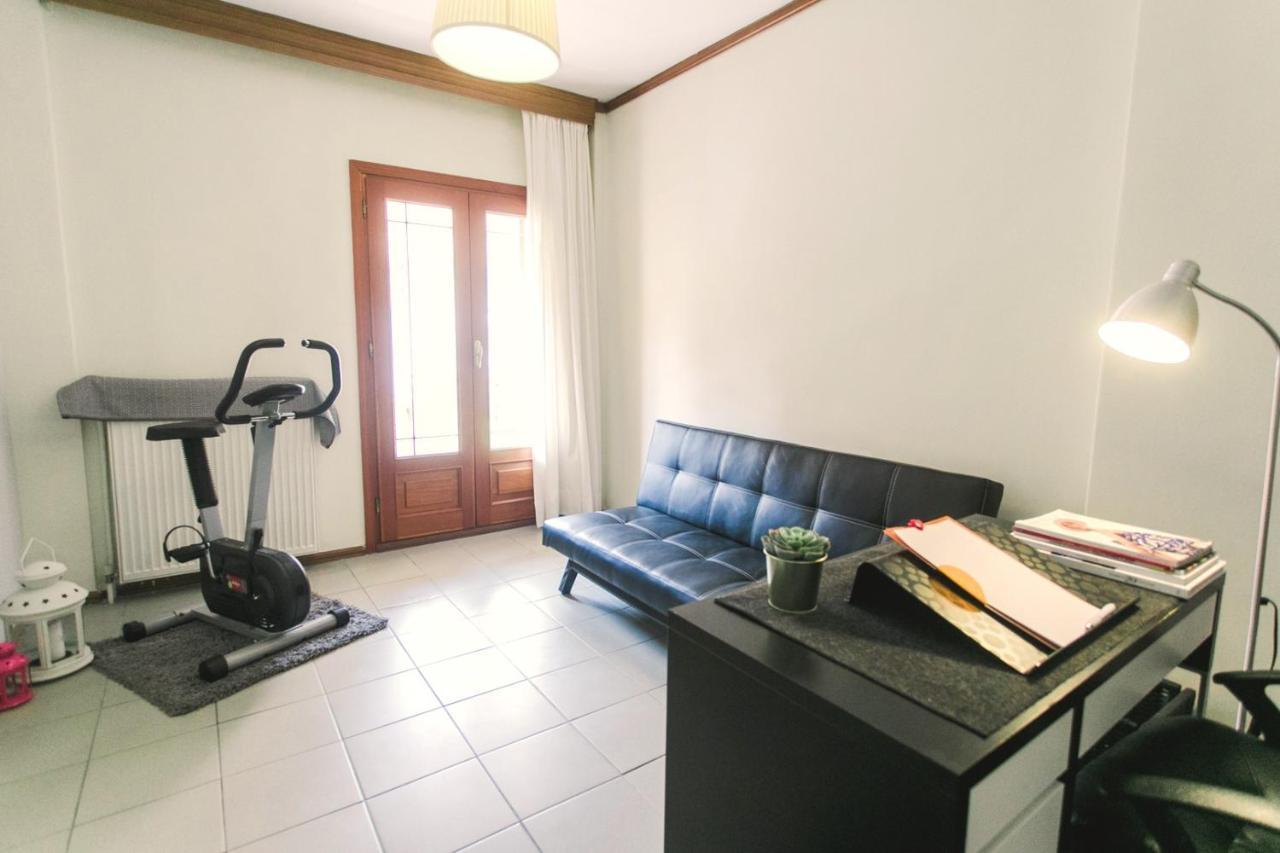 Center 7Min 95Sqm 2Bdr 2Ndfloor 2Ac Optical Fiber 2 Smarttv Marble Wc Moschitos Nets Netflix Apartment *